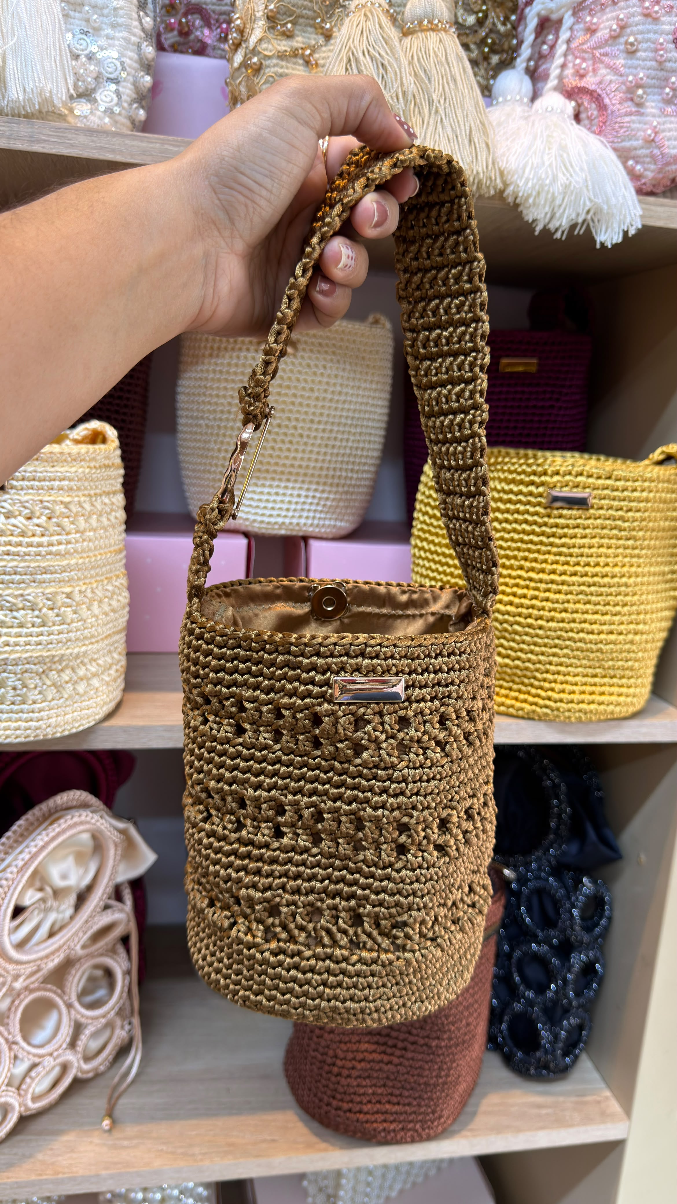 Mochilas de mano tejidas