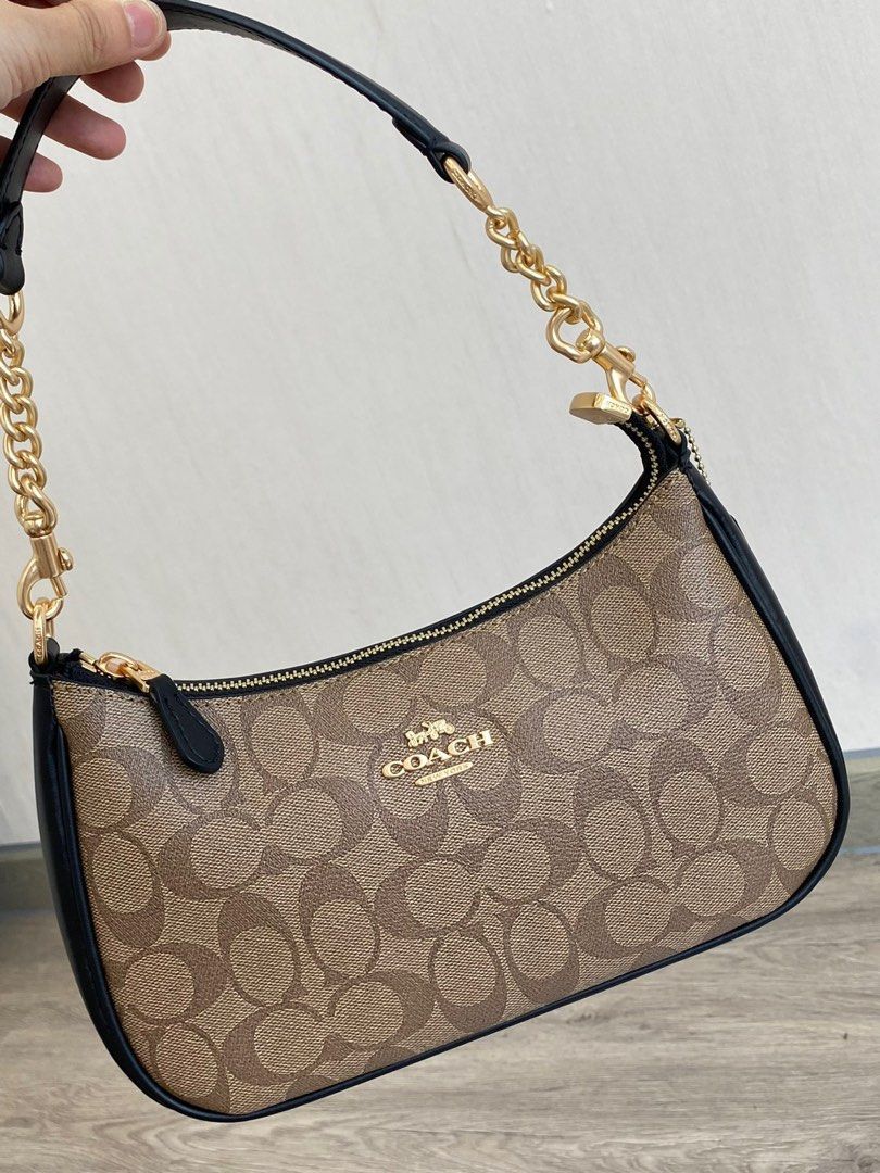 Luna Coach