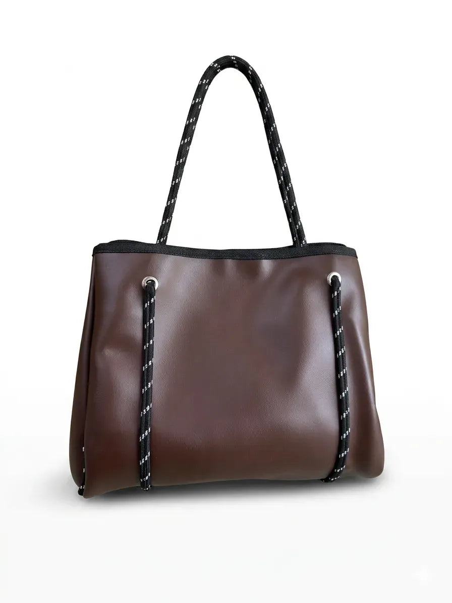 Tote Mediano personalizable en cuerina