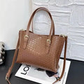 Cartera Kiara en tonos neutros