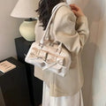 Bolso Baguette con Lazo decorativo